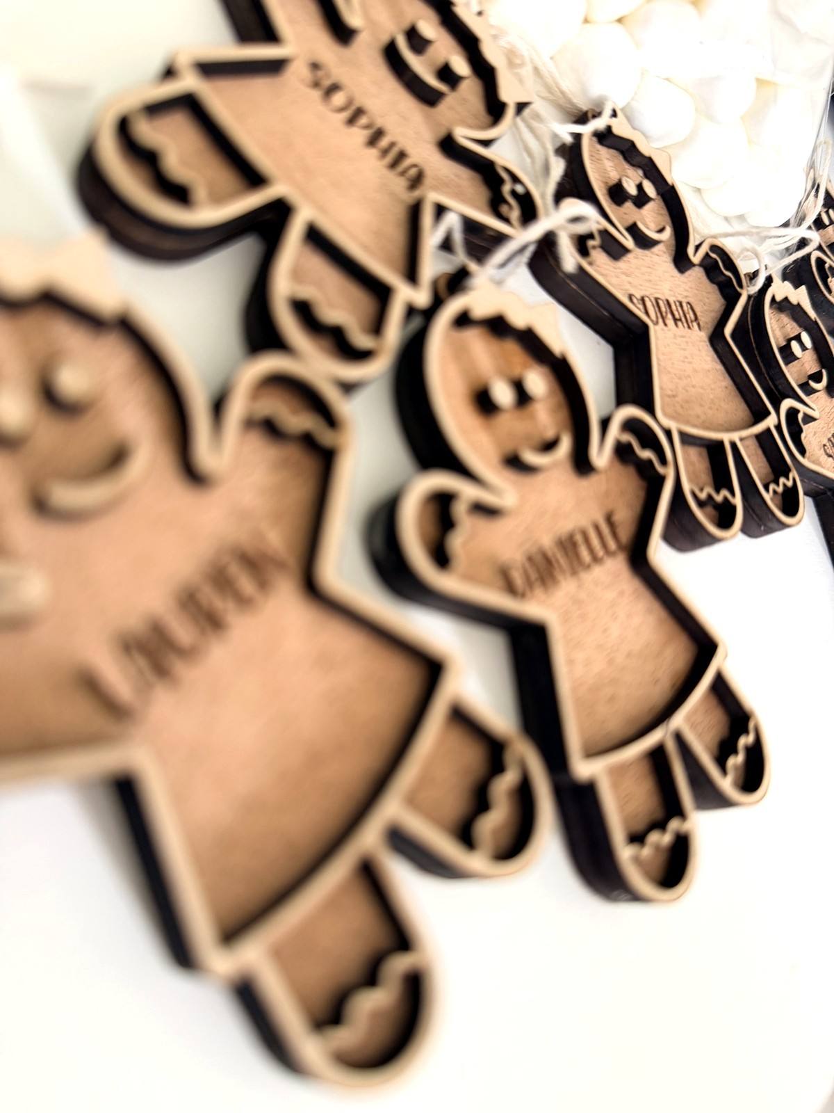 Personalized gingerbread ornaments with names