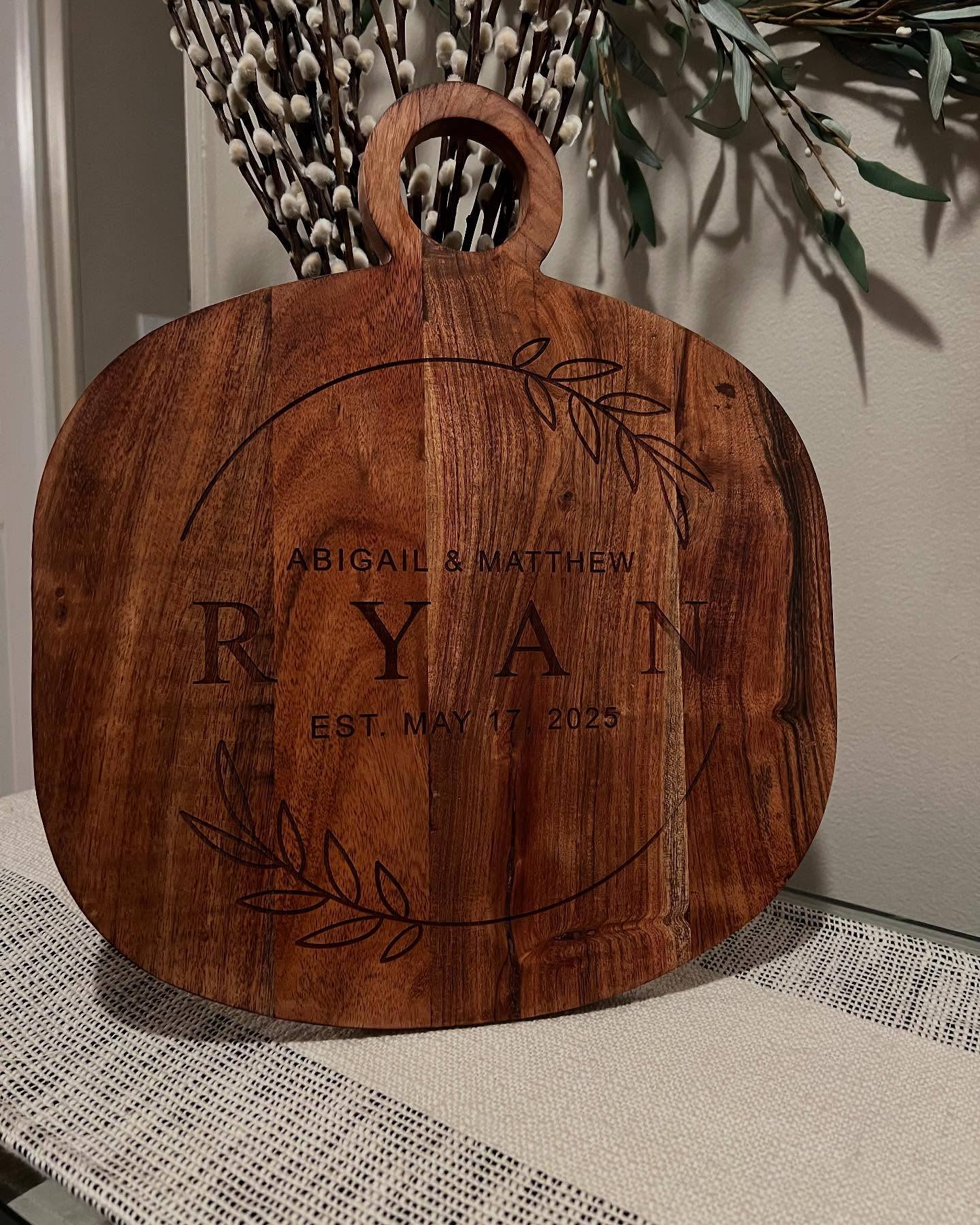 Wooden board engraved for a couple